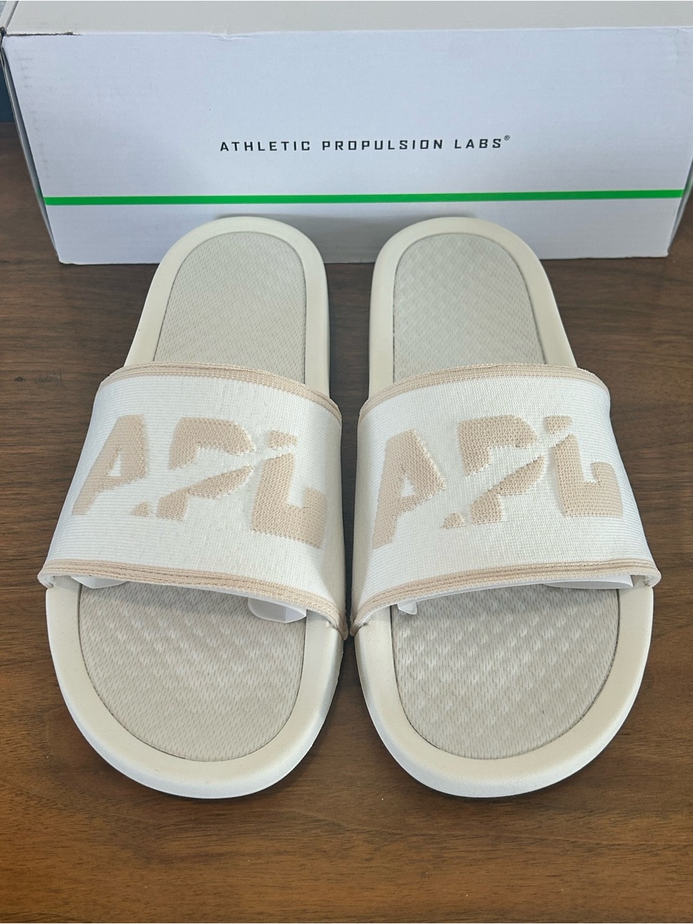 APL Men's Techloom Slide in Ivory/Warm Silk Sz-11